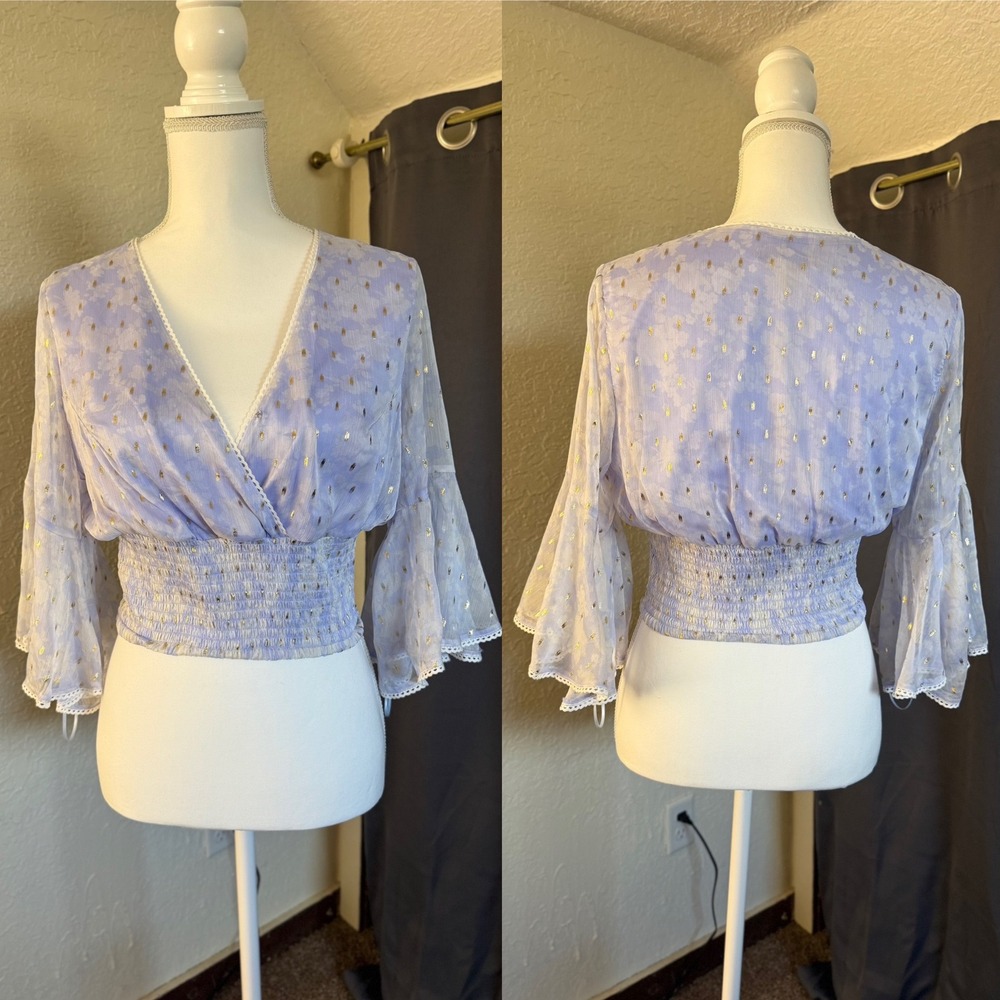 Chelsea & Violet Womens Blue Gold Floral Smocked Crop Top V-Neck Bell Sleeve M